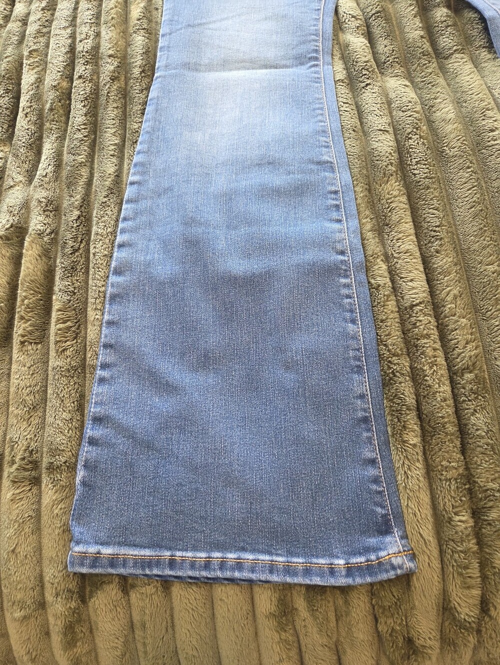 Banana Republic Bootcut Fit. Size 10. - Picture 3 of 6